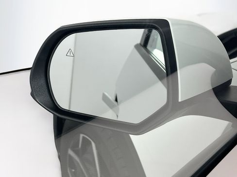 Used 2024 Hyundai Ioniq 5 SE image 16