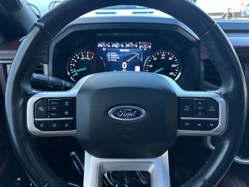 Used 2024 Ford Expedition Max Limited image 29