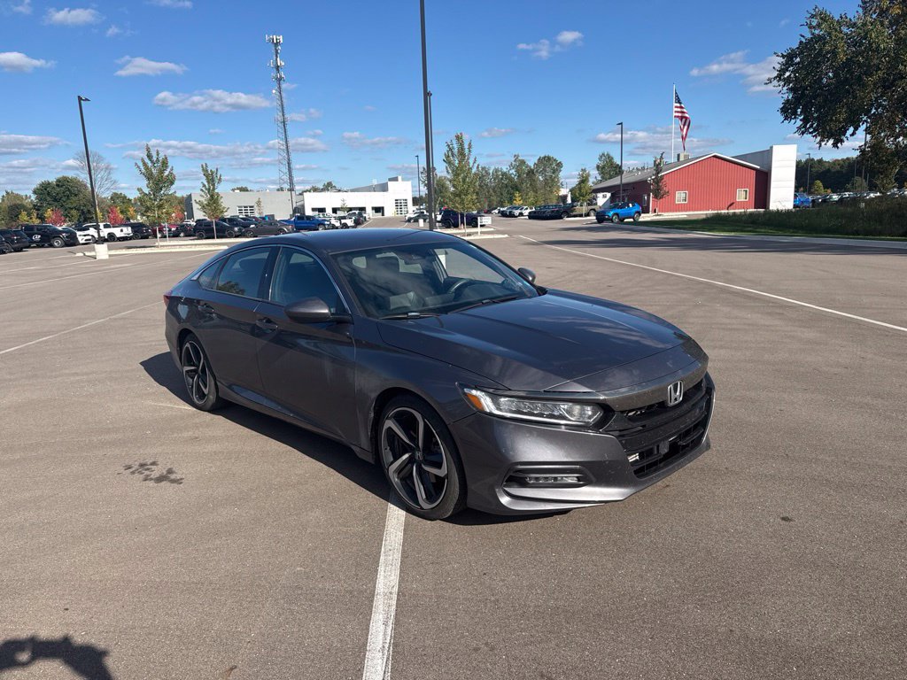 Used 2018 Honda Accord Sport image 3