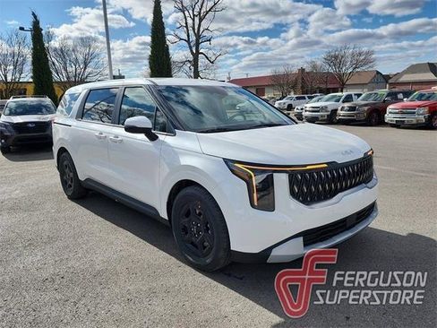 New 2026 Kia Carnival image 1