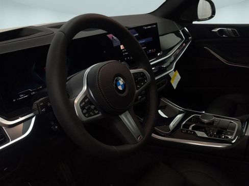 New 2026 BMW X5 xDrive40i w/ M Sport Package image 16