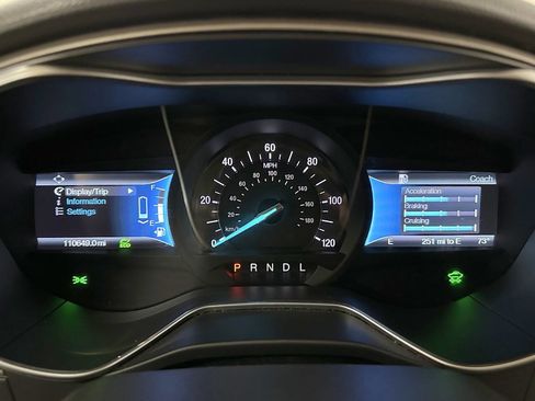 Used 2016 Ford Fusion SE image 12