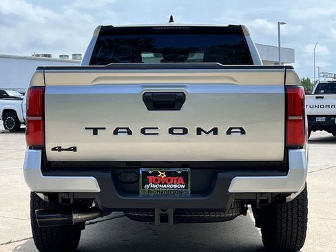 New 2026 Toyota Tacoma SR5 AWD/4WD image 5