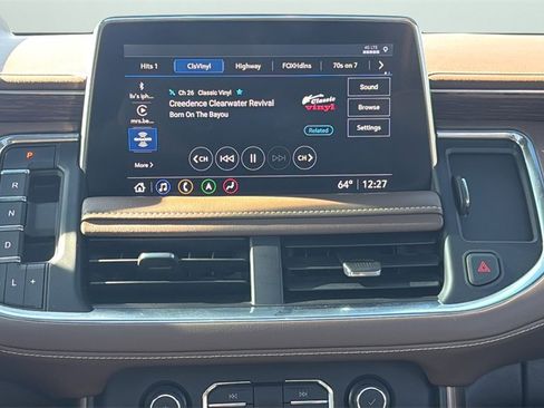 Used 2021 Chevrolet Suburban High Country image 16