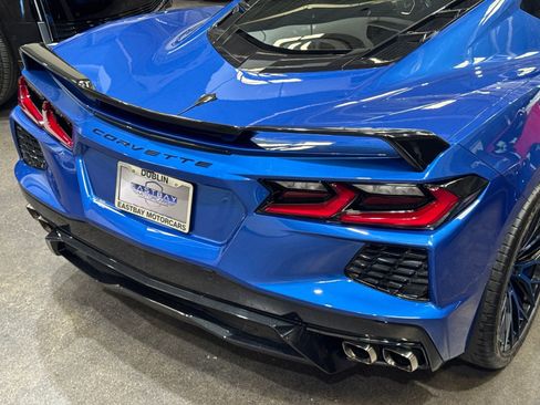 Used 2021 Chevrolet Corvette Stingray Coupe w/ Engine Appearance Package RWD image 18