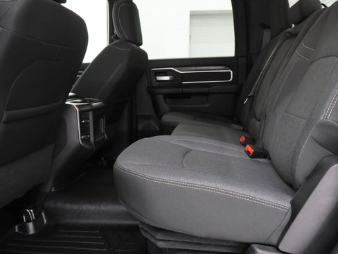 Used 2020 RAM 2500 Big Horn w/ Night Edition AWD/4WD image 36