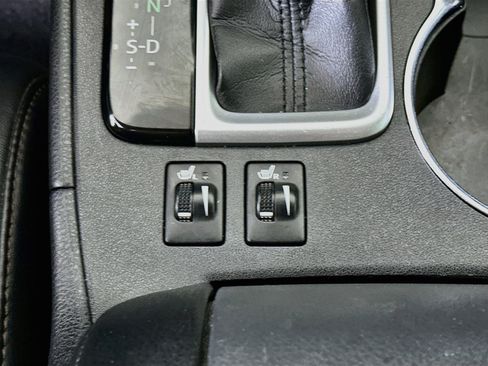 Used 2017 Toyota Highlander XLE FWD image 26