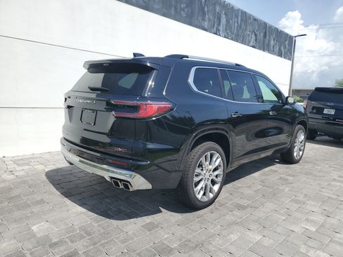 Used 2024 GMC Acadia Denali w/ Super Cruise Package FWD image 6