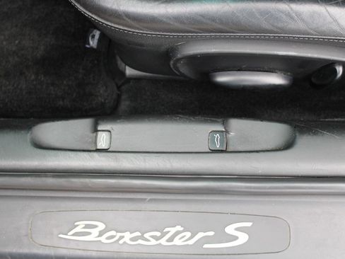 Used 2001 Porsche Boxster S RWD image 23