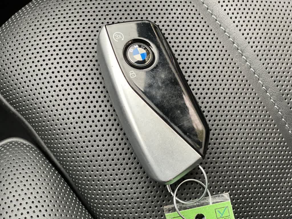 Used 2026 BMW 740i RWD image 27
