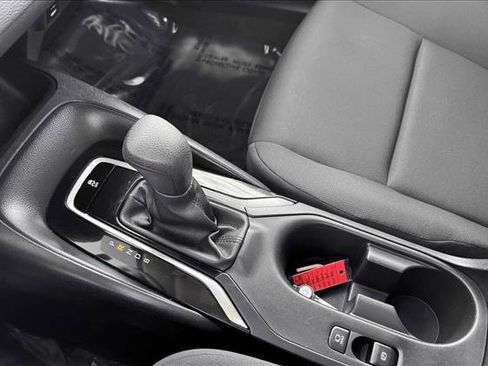 Used 2024 Toyota Corolla LE image 17