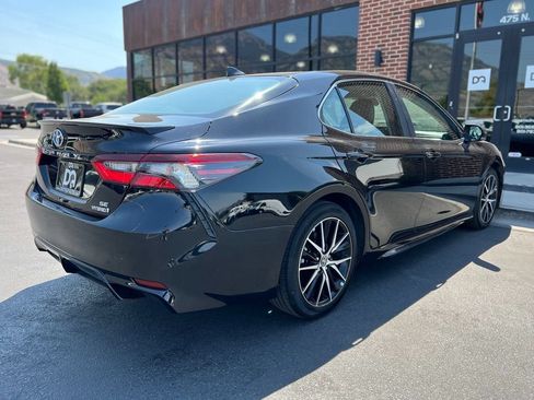 Used 2023 Toyota Camry SE FWD image 28