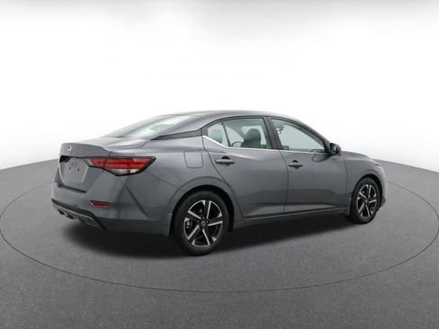 Used 2025 Nissan Sentra SV FWD image 7