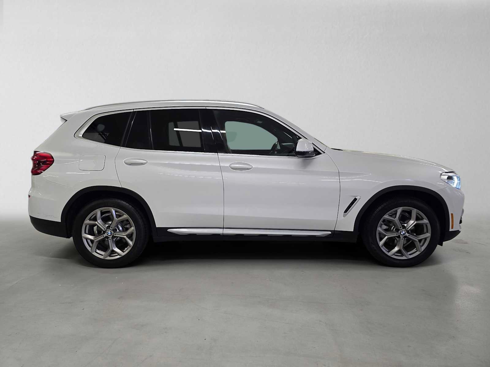 Used 2020 BMW X3 xDrive30i w/ Premium Package AWD/4WD image 6