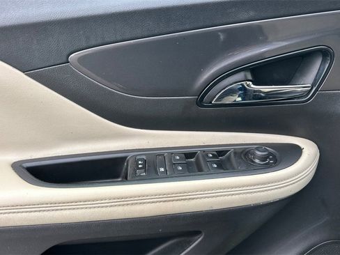 Used 2020 Buick Encore Preferred w/ Safety Package image 11