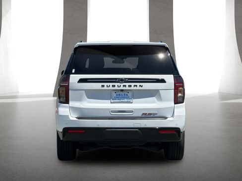 Used 2024 Chevrolet Suburban RST RWD image 10