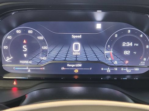 Used 2022 GMC Yukon Denali RWD image 14