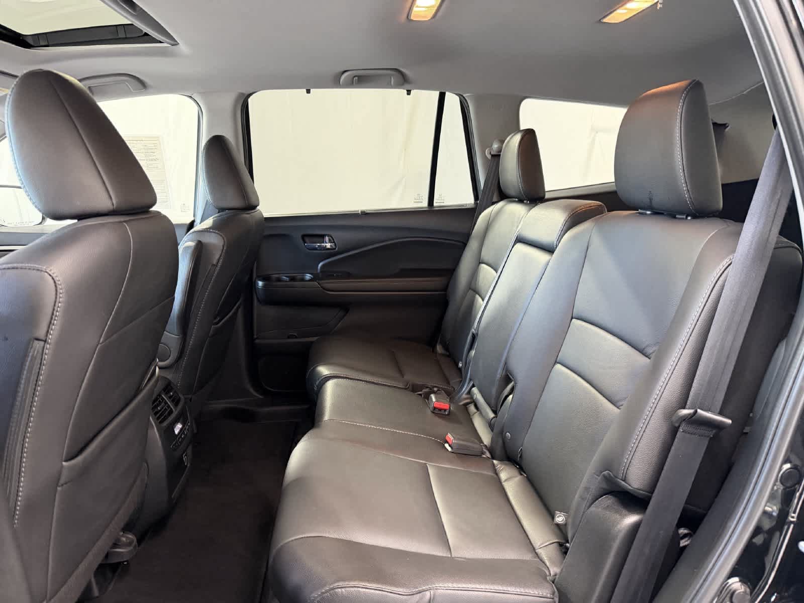 Used 2021 Honda Pilot Special Edition image 11