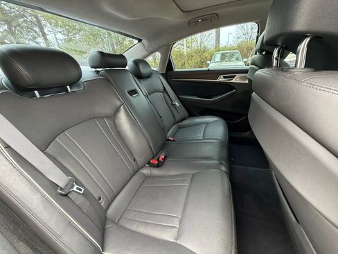 Used 2019 Genesis G80 5.0 Ultimate RWD image 11