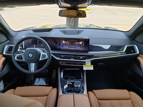 New 2026 BMW X5 xDrive40i w/ M Sport Package image 13