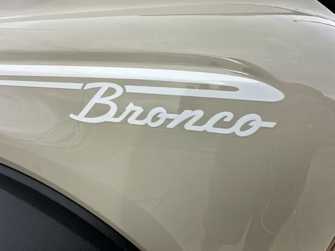 New 2026 Ford Bronco Heritage Edition AWD/4WD image 23