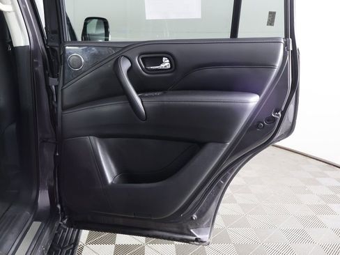 Used 2024 INFINITI QX80 Luxe image 29