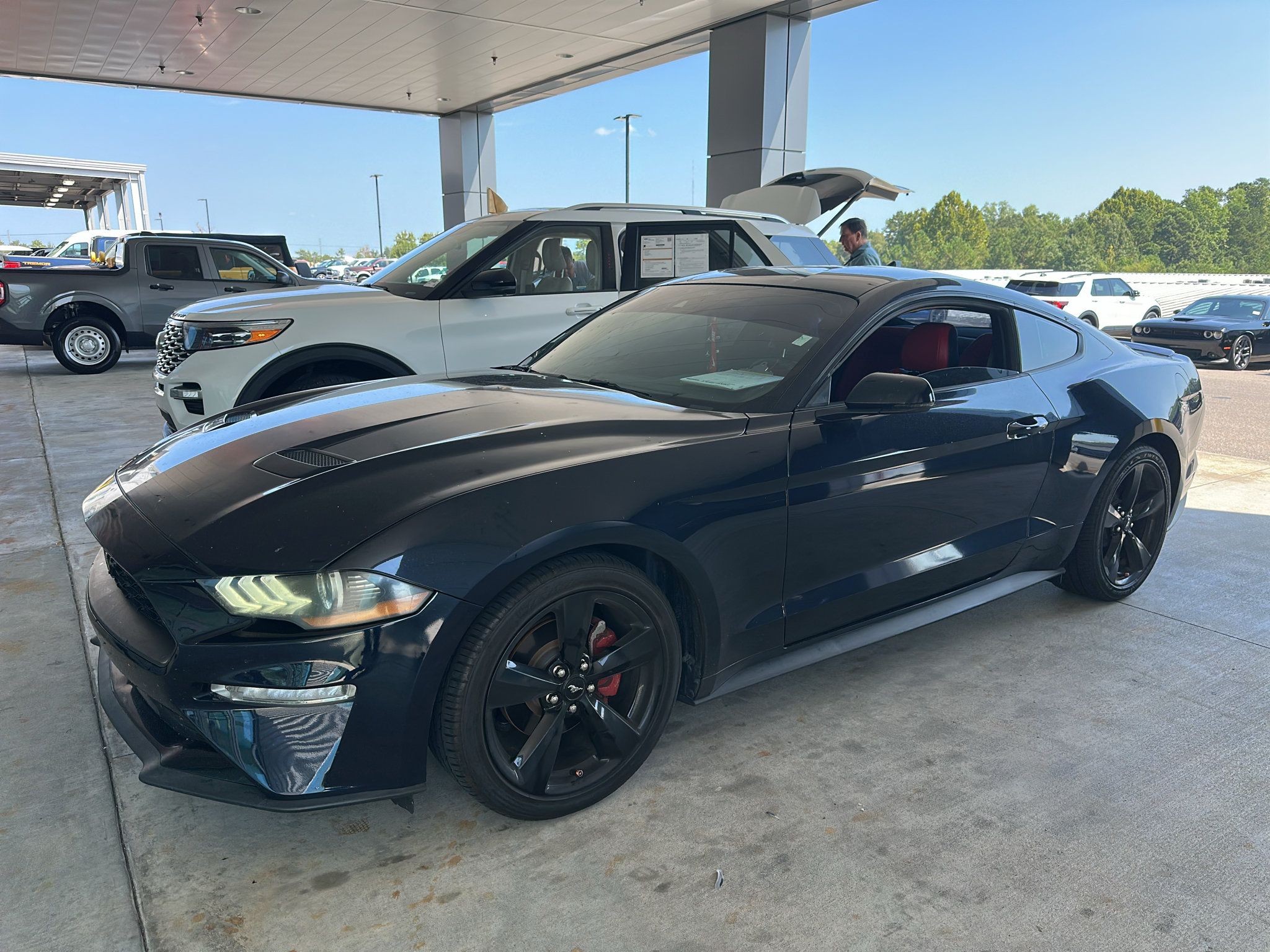Used 2021 Ford Mustang Premium w/ Equipment Group 201A RWD image 5