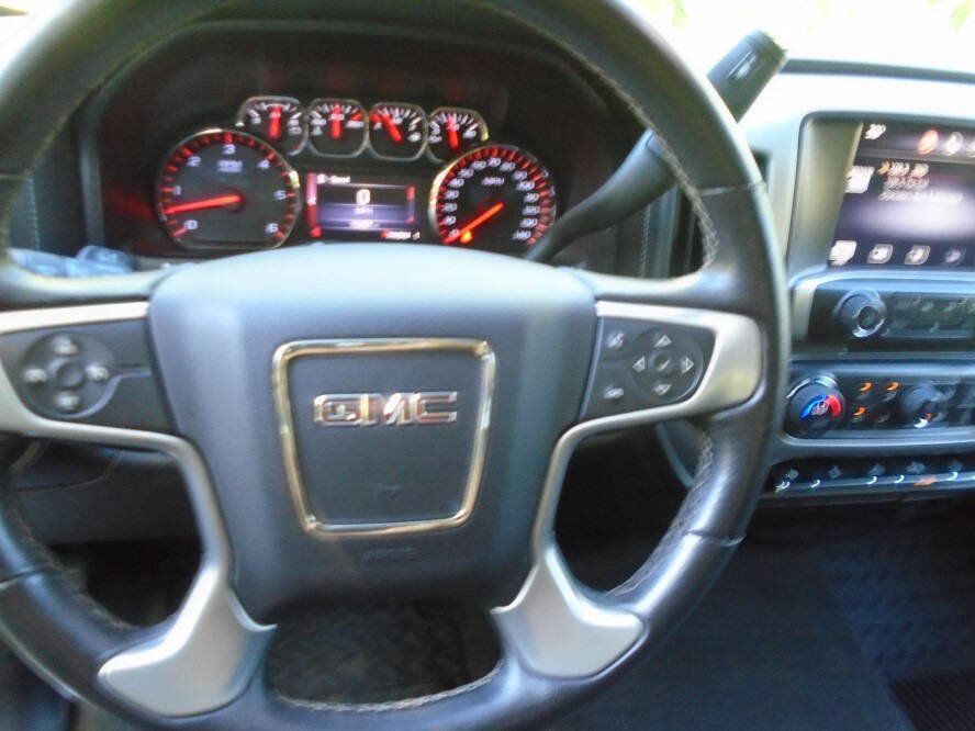 Used 2015 GMC Sierra 2500 SLE w/ SLE Preferred Package AWD/4WD image 13
