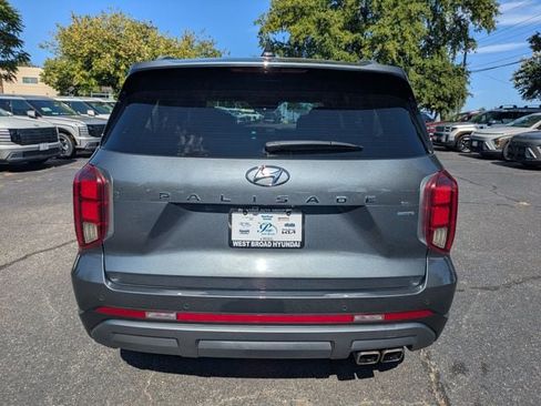 Certified 2024 Hyundai Palisade Limited AWD/4WD image 5