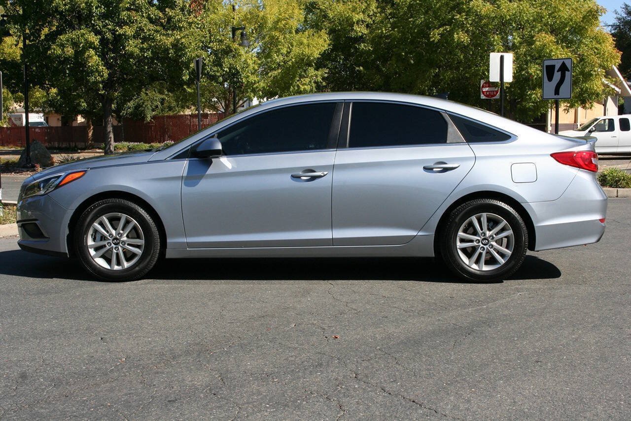 Used 2017 Hyundai Sonata SE FWD image 7