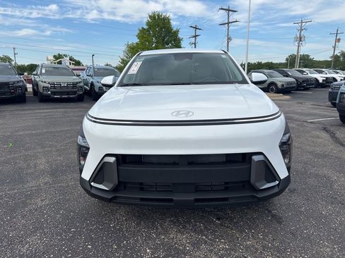 New 2026 Hyundai Kona SE FWD image 11