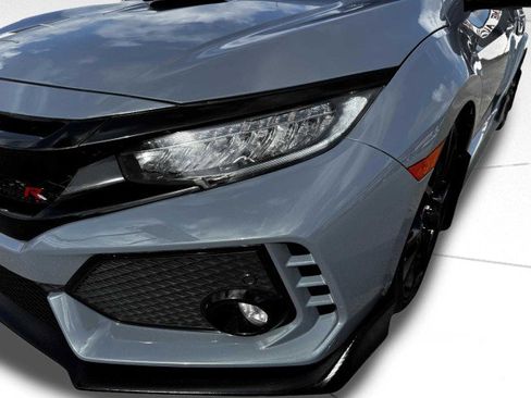 Used 2019 Honda Civic Type R image 14