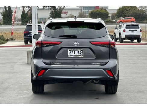 Used 2021 Toyota Highlander Limited AWD/4WD image 5
