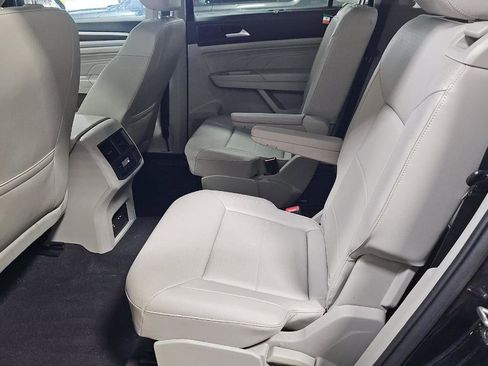 Used 2022 Volkswagen Atlas SE image 17