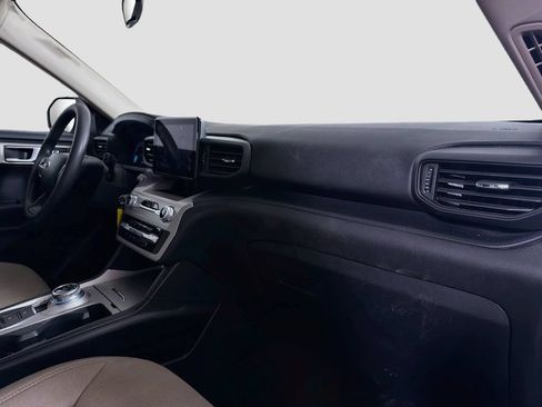 Used 2023 Ford Explorer 4WD image 28