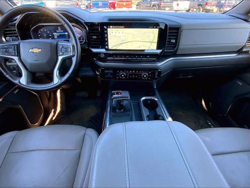 Used 2024 Chevrolet Silverado 1500 LTZ image 15