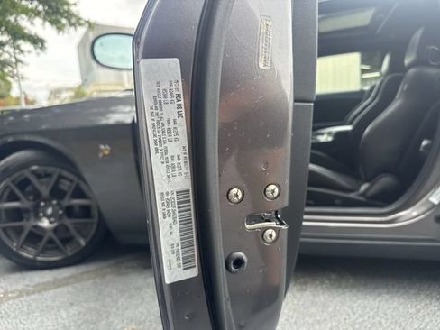 Used 2017 Dodge Challenger R/T Scat Pack RWD image 36
