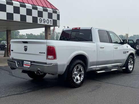 Used 2016 RAM 1500 Laramie w/ Convenience Group AWD/4WD image 7