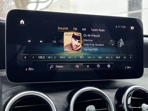 Used 2020 Mercedes-Benz GLC 300 4MATIC image 25