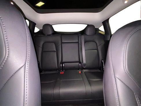 Used 2024 Tesla Model Y Long Range image 22