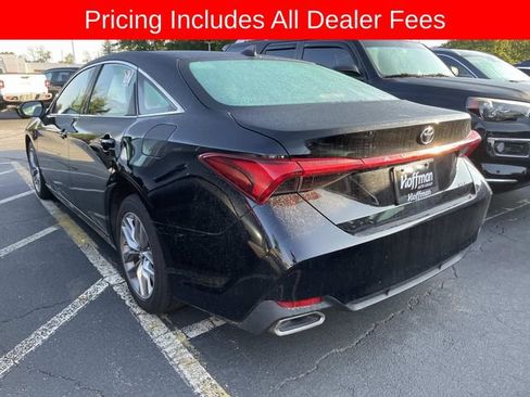 Used 2019 Toyota Avalon XLE w/ Moonroof Package FWD image 4