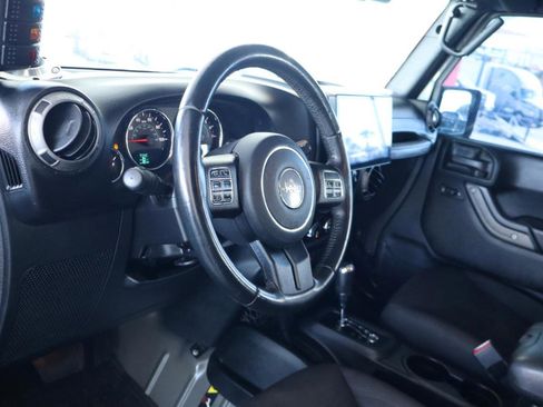Used 2017 Jeep Wrangler Unlimited Sport w/ Quick Order Package 24S AWD/4WD image 15