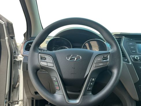 Used 2017 Hyundai Santa Fe Sport w/ Cargo Package FWD image 12