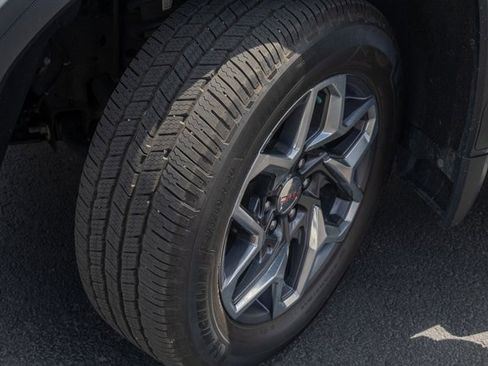 Used 2022 GMC Sierra 1500 SLT w/ SLT Convenience Package image 13