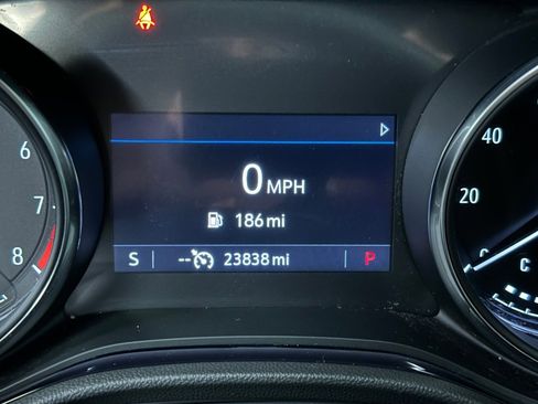 Certified 2023 Buick Encore GX Select w/ Safety Package II image 3