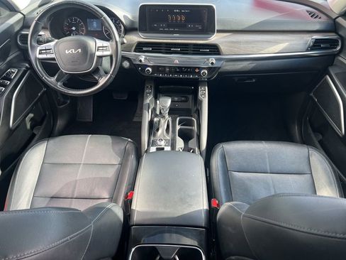Certified 2022 Kia Telluride EX w/ EX Premium Package image 21