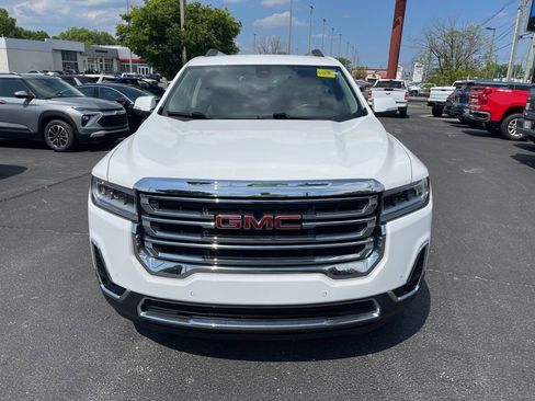 Used 2023 GMC Acadia SLT AWD/4WD image 2
