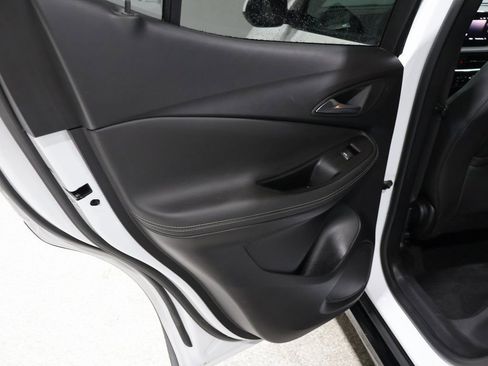 Used 2024 Buick Encore GX Sport Touring image 19