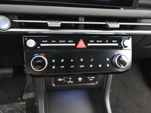 New 2026 Hyundai Tucson Limited image 18