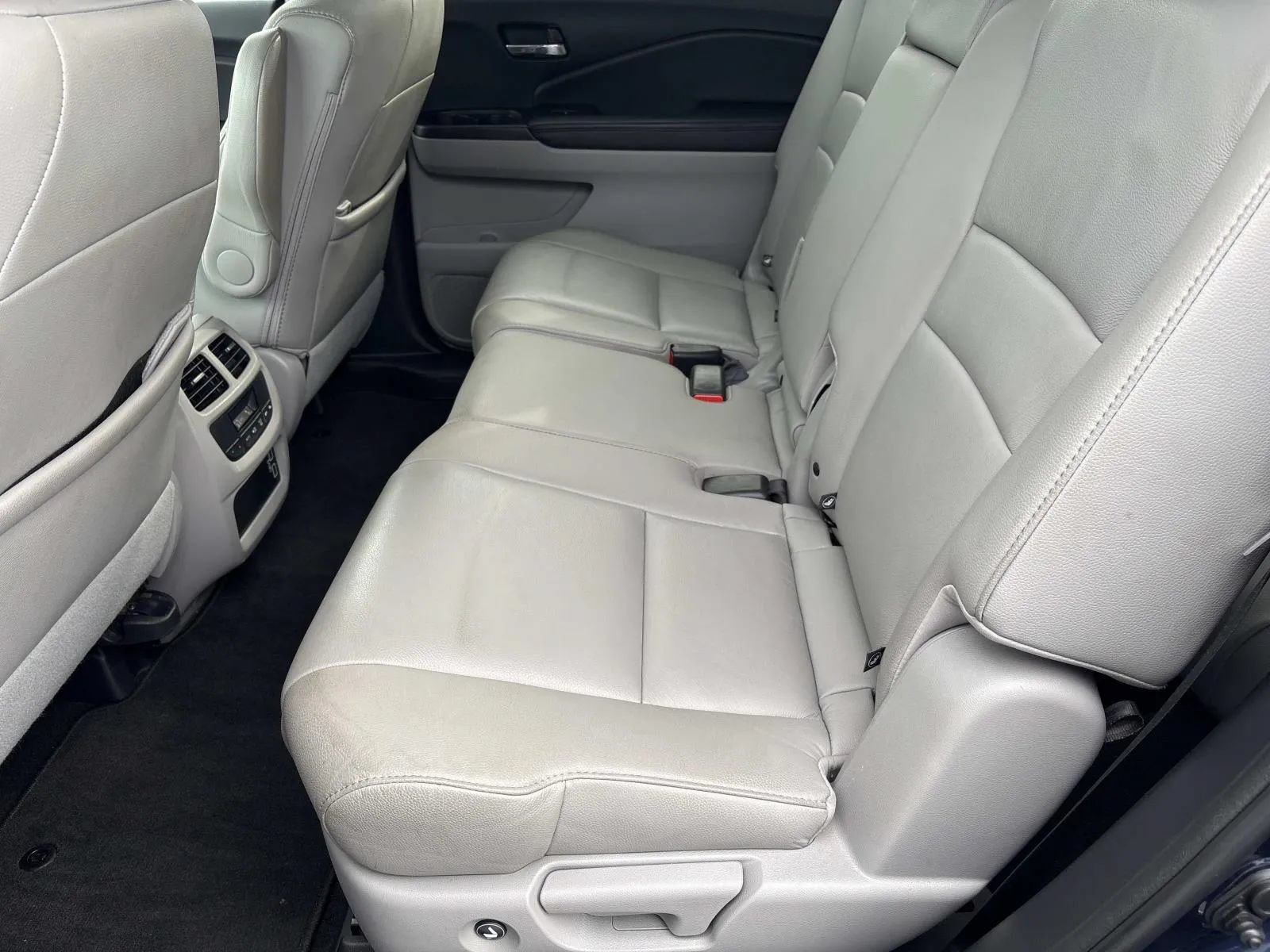 Used 2019 Honda Pilot EX-L image 18